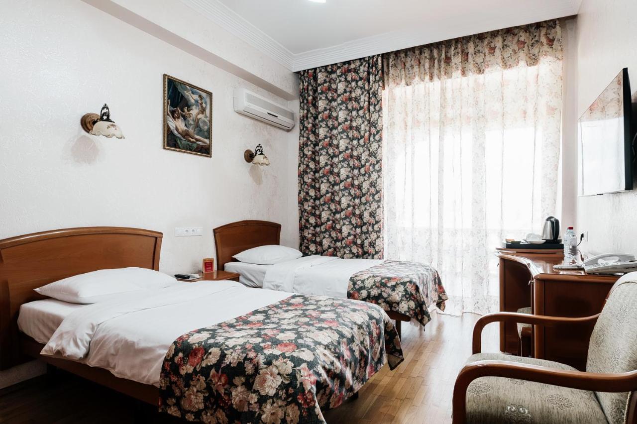 Chebotarev Hotel Sochi Ngoại thất bức ảnh